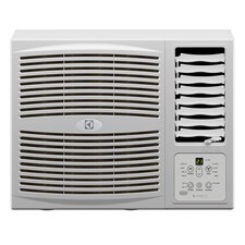 7000 BTU UltimateHome 300 window mounted air conditioner for rooms up to 10-16m2